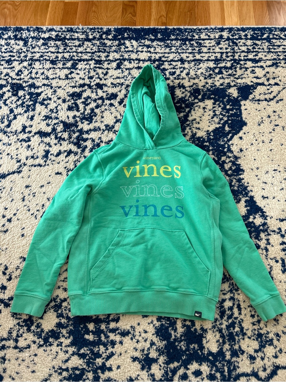 Vineyard Vines Green Pullover Hoodie with Multicolor Logo